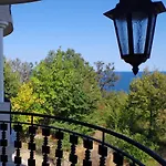 Beautiful 1st-line Seaview Private In The Cliff Obzor