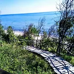 Beautiful 1st-line Seaview Private In The Cliff *