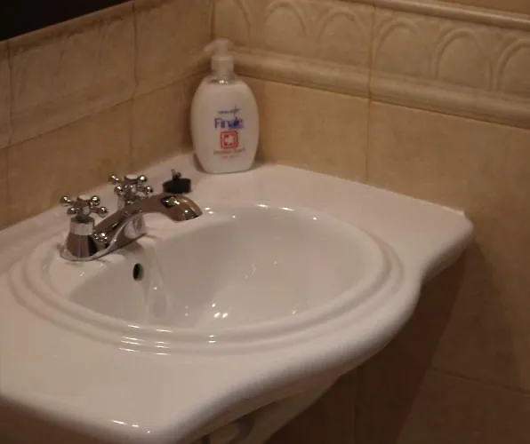 Beautiful 1st-line Seaview Private In The Cliff * Obzor